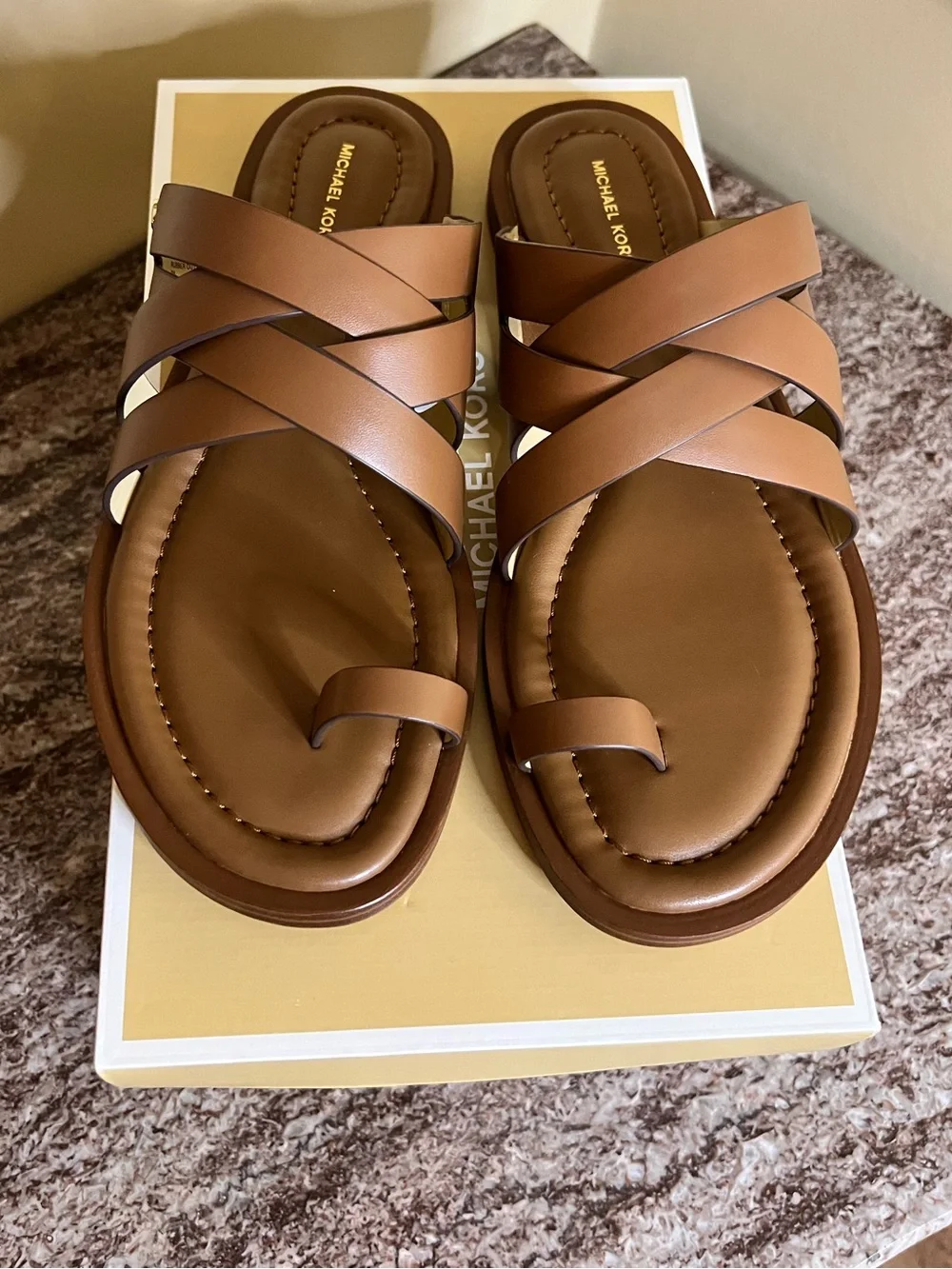 Nora Thong Sandal color Luggage size 9